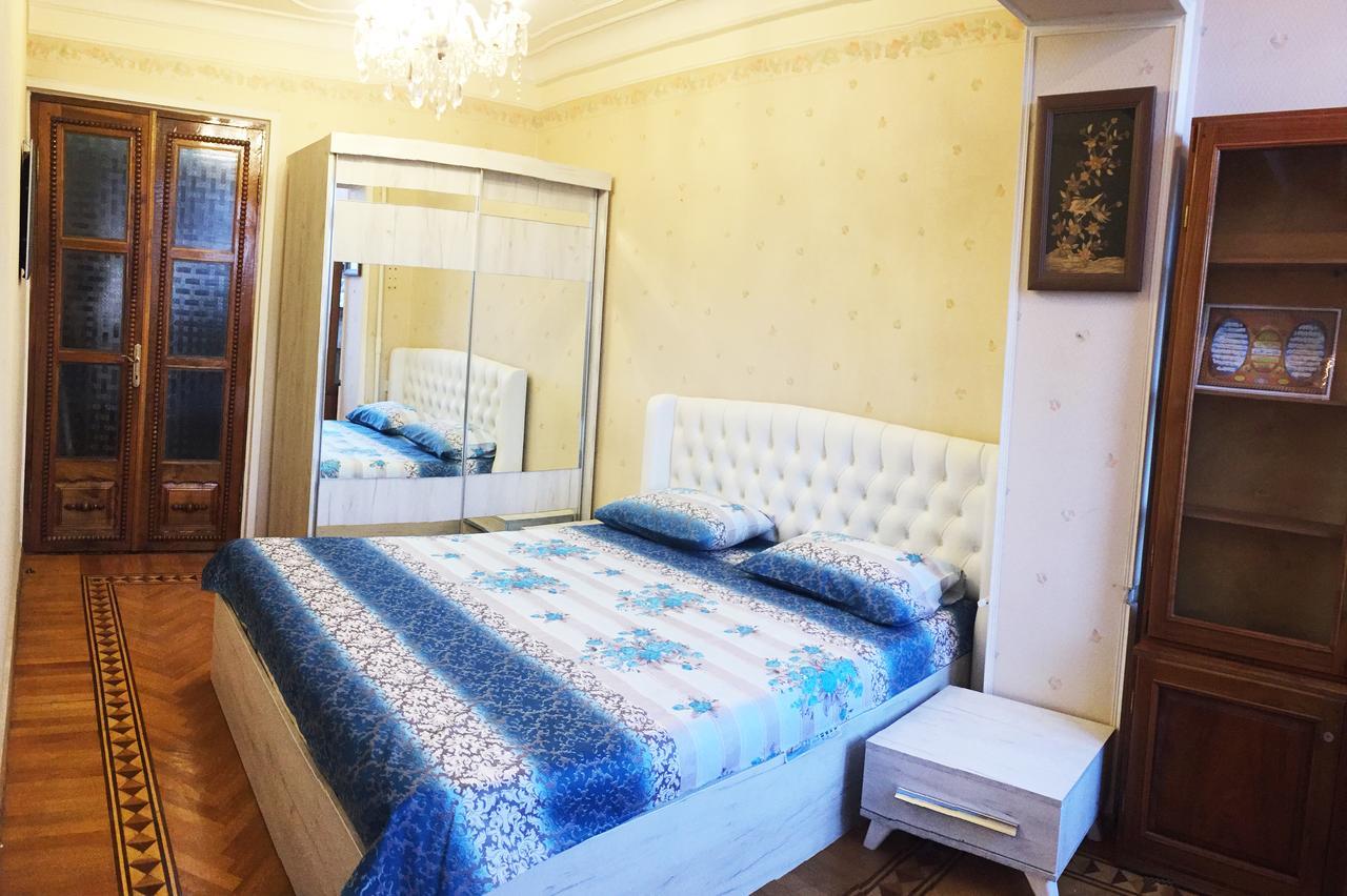 Icheri Sheher Apartment Baku Bagian luar foto